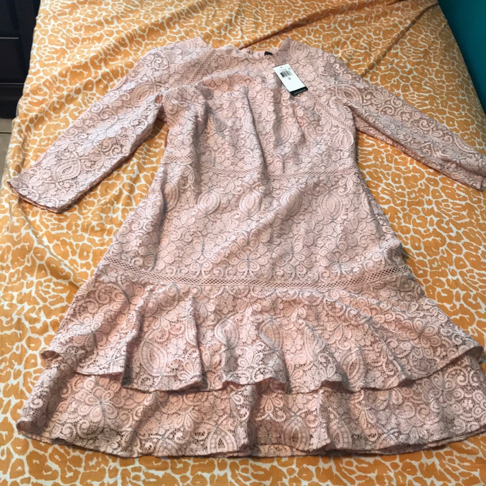 Beautiful Ralph Lauren Halima dress. Bought it, but it  too small.